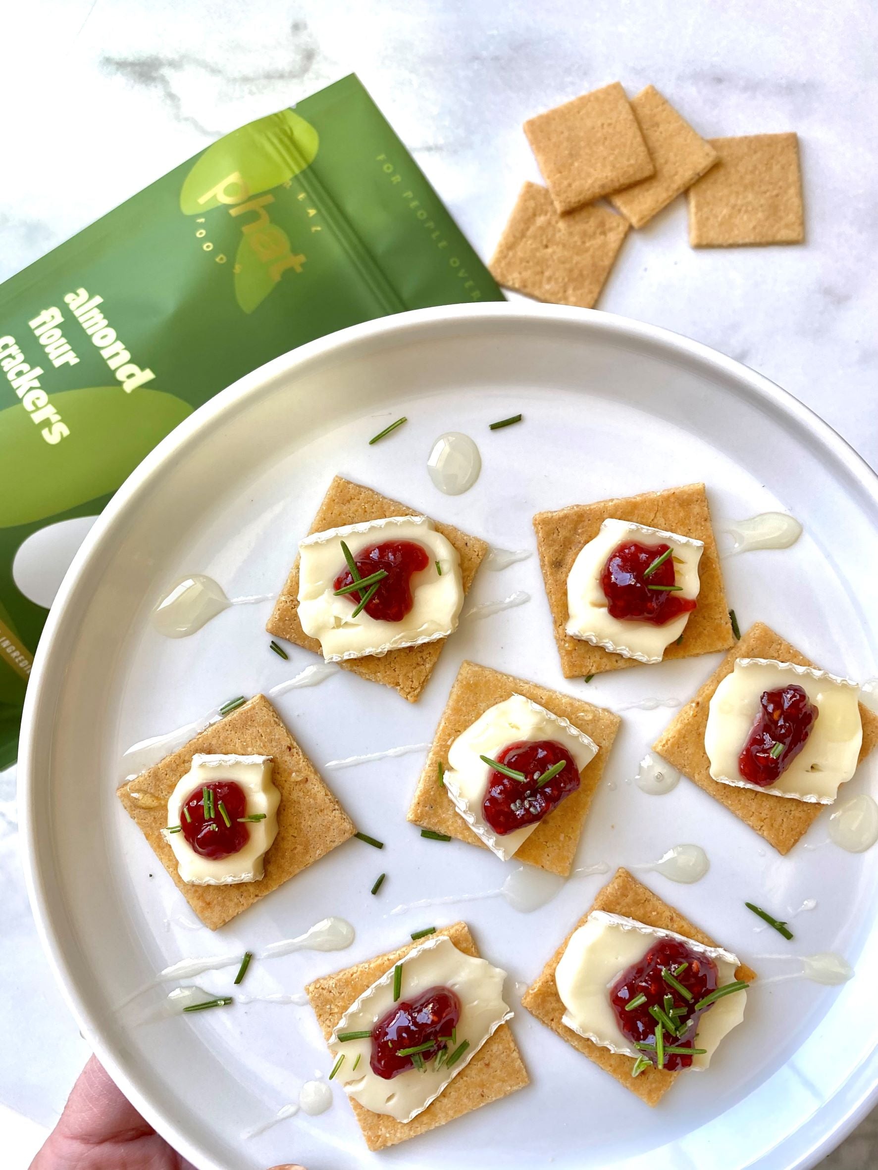 Rosemary Phat Cracker Packs Served